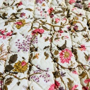 Set of 2 standard size quilted decorative pillow shams